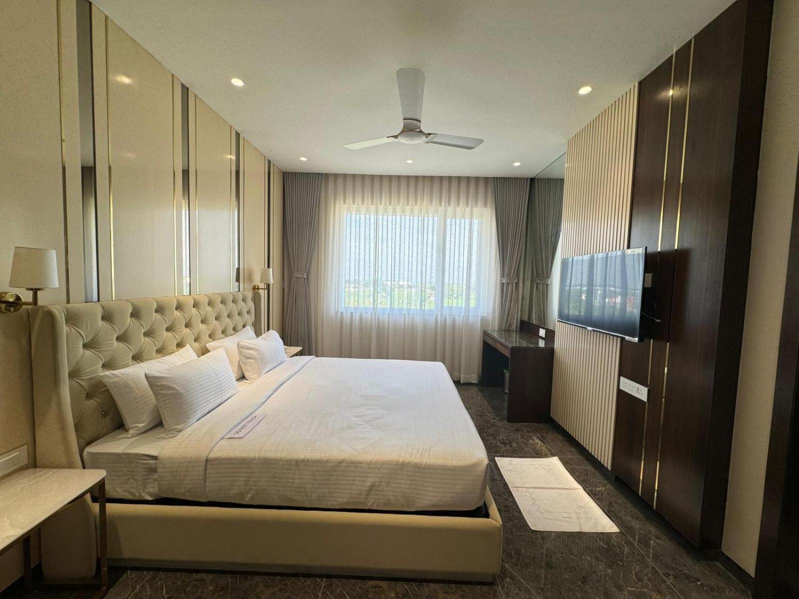 Hotel Carnival Parbhani Εξωτερικό φωτογραφία